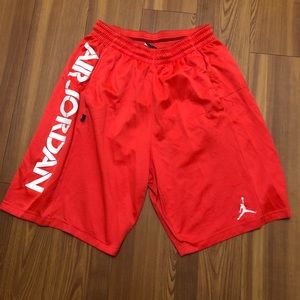 Shorts - AIR JORDAN SHORTS MEDIUM Shorts - AIR JORDAN SHORTS MEDIUM